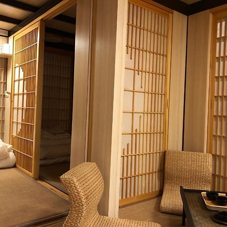 台甕茶室青年旅館 Tai-Wong Tatami Room Hostel Tainan Eksteriør bilde