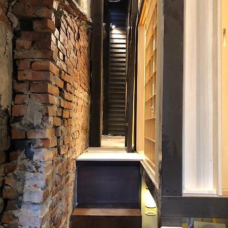 台甕茶室青年旅館 Tai-Wong Tatami Room Hostel Tainan Eksteriør bilde