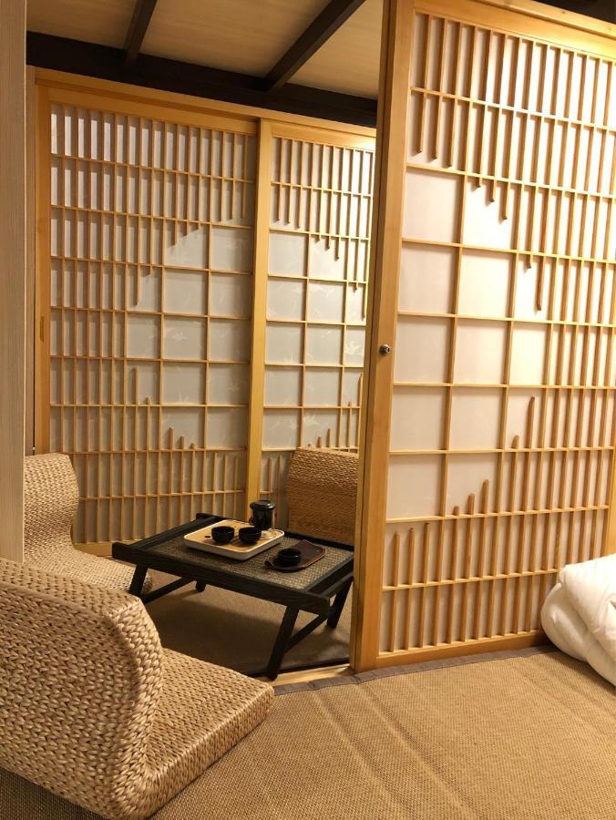 台甕茶室青年旅館 Tai-Wong Tatami Room Hostel Tainan Eksteriør bilde
