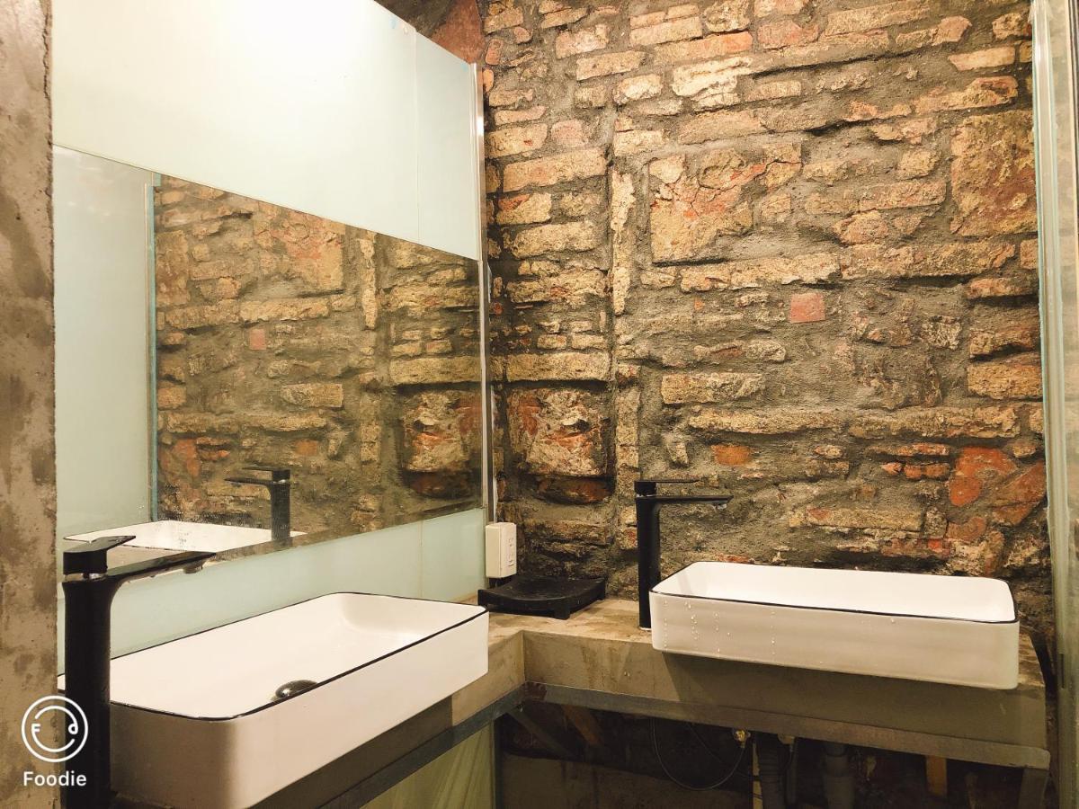 台甕茶室青年旅館 Tai-Wong Tatami Room Hostel Tainan Eksteriør bilde